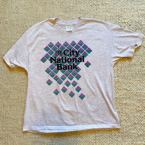Vintage Bank T-Shirt - Picture 2 of 4